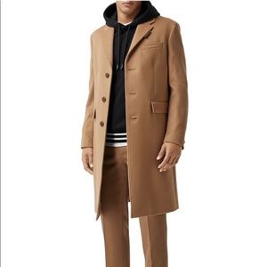 **BURBERRY MENS HAWKHURST WOOL & CASHMERE COAT**Size US 44**Color: Beige**NEW!!